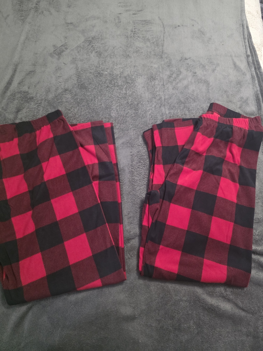 The Children's Place Red and Black Buffalo Plaid Jogger Pants